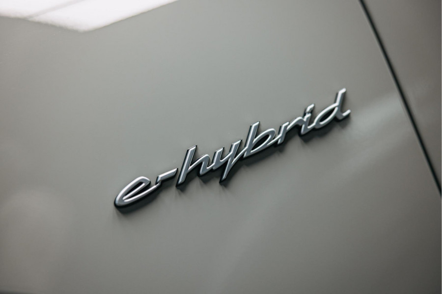 Porsche Cayenne Coupé 3.0 S E-Hybrid | Stoelmasssage | HomeLink | Head-Up | Sport Chrono | Bose | Trekhaak | Kreide |