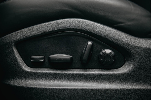 Porsche Cayenne Coupé 3.0 S E-Hybrid | Stoelmasssage | HomeLink | Head-Up | Sport Chrono | Bose | Trekhaak | Kreide |