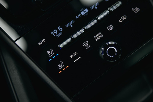 Porsche Cayenne Coupé 3.0 S E-Hybrid | Stoelmasssage | HomeLink | Head-Up | Sport Chrono | Bose | Trekhaak | Kreide |