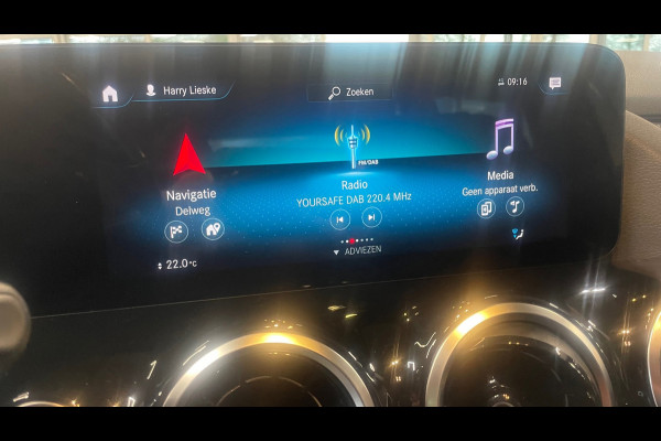 Mercedes-Benz B-Klasse 250 e Business Line, Navigatie, Climate control, Camera, Cruise control, Lichtmetaal.