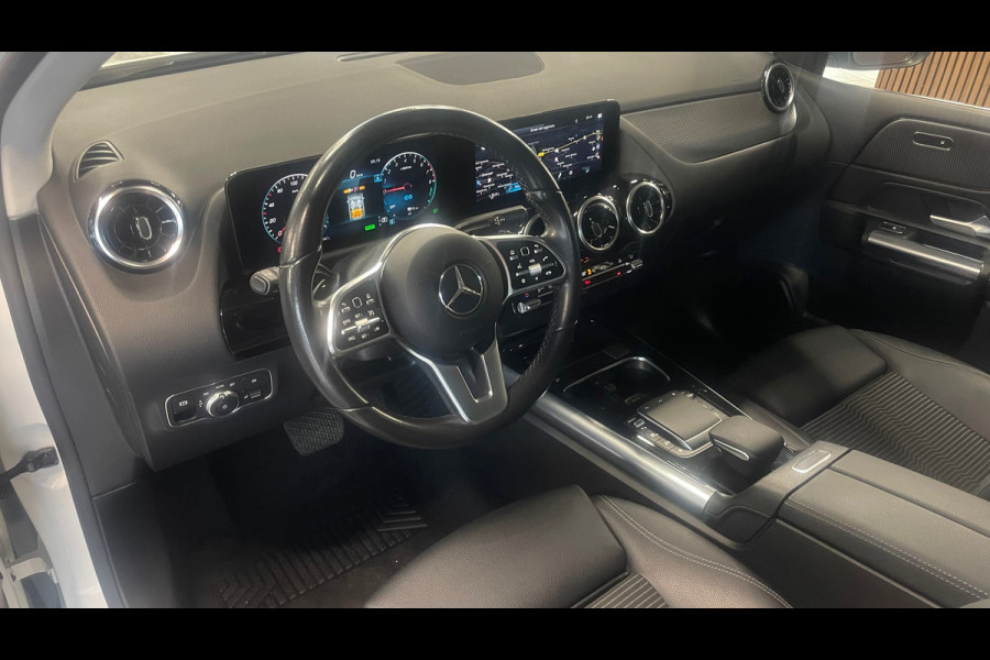 Mercedes-Benz B-Klasse 250 e Business Line, Navigatie, Climate control, Camera, Cruise control, Lichtmetaal.
