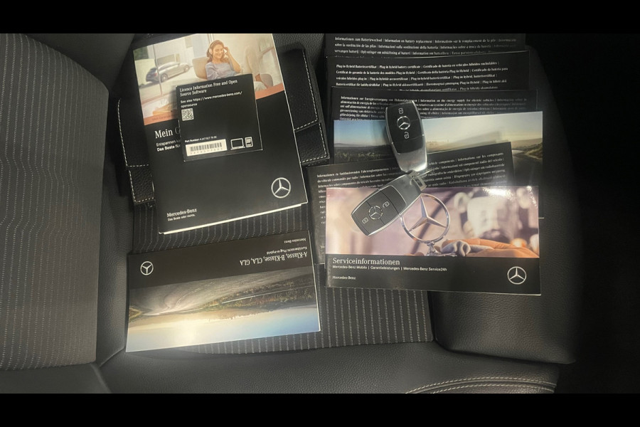 Mercedes-Benz B-Klasse 250 e Business Line, Navigatie, Climate control, Camera, Cruise control, Lichtmetaal.