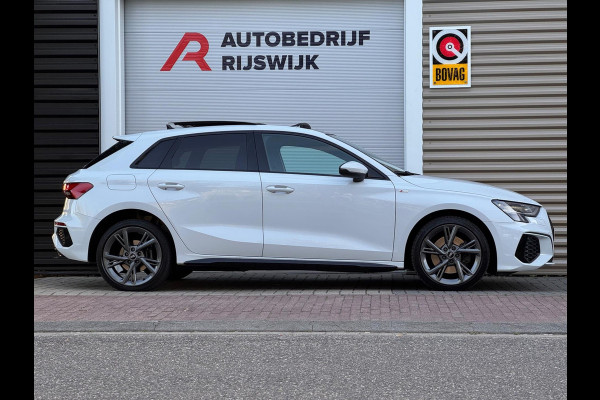 Audi A3 Sportback 45 TFSI e S edition Competition Pano/Sfeer/Camera