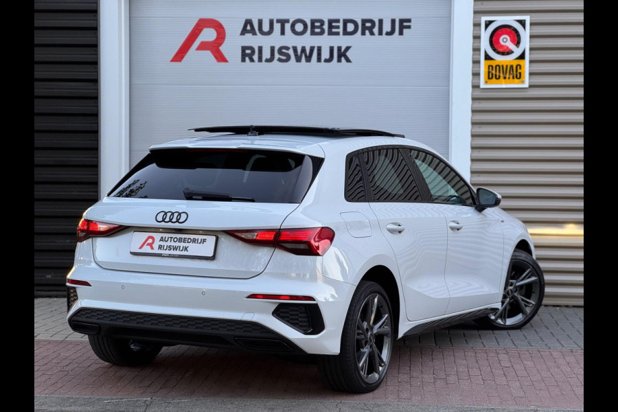 Audi A3 Sportback 45 TFSI e S edition Competition Pano/Sfeer/Camera