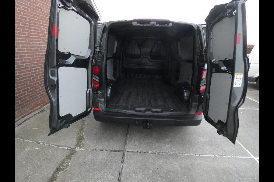 Ford Transit Custom 300 2.0 TDCI L2H1 Limited*aut*navi/camera