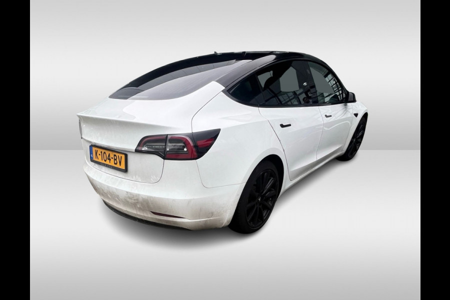 Tesla Model 3 Standard RWD Plus 60 kWh / FACELIFT / Autopilot / Panoramadak / Camera / Premium Audio / 18'' / Leder
