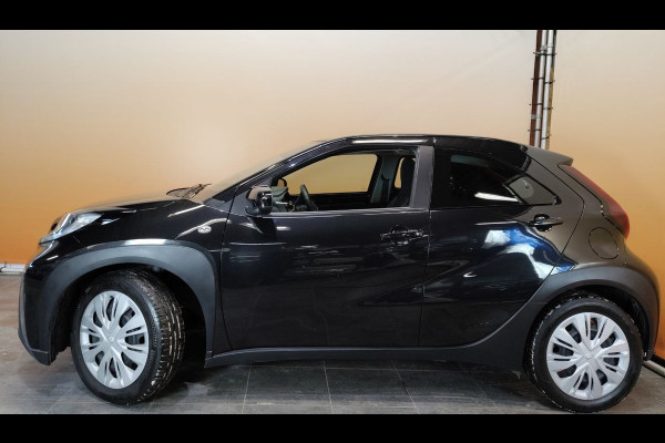 Toyota Aygo X 1.0 VVT-i MT Play led | adaptive cruise