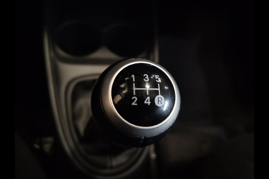 Toyota Aygo X 1.0 VVT-i MT Play led | adaptive cruise