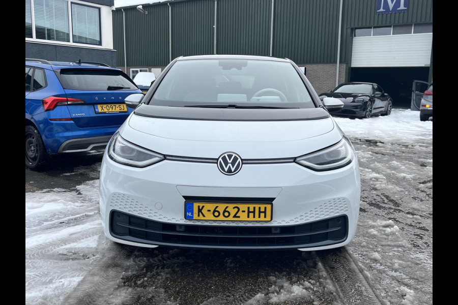 Volkswagen ID.3 First Plus 58 kWh SOH:89%  STOEL + STUUR VERWARMING | CAMERA | KEYLESS | ORGINEEL NL AUTO / NAP RIJKLAARPRIJS INCL. 12MND BOVAG GARANTIE