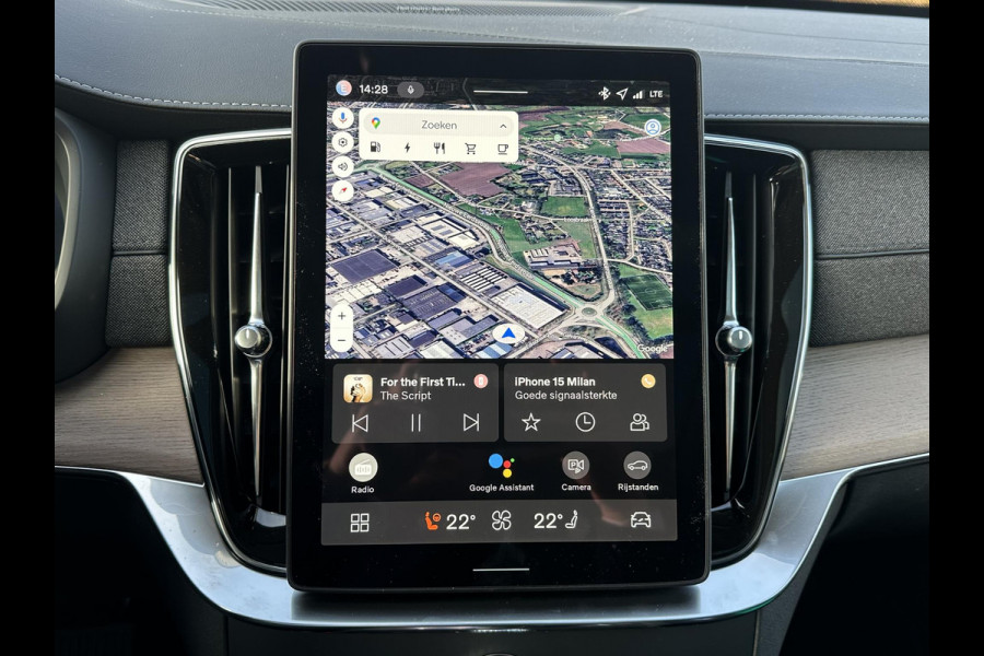 Volvo XC90 2.0 T8 Plug-in hybrid AWD Plus Dark 7-Persoons | Nieuwe Auto (1.000 km) | Vol Opties | Head-Up | Winterpakket | Harman & Kardon | Panoramadak | Memory Stoelen | Matrix-LED | 360 Camera | Rijklaar met Volledige Volvo Fabrieksgarantie