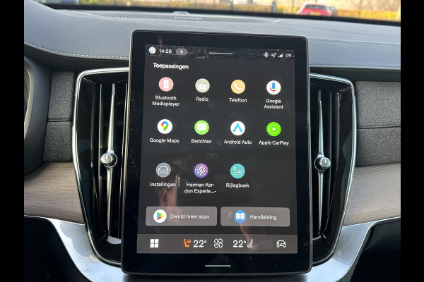 Volvo XC90 2.0 T8 Plug-in hybrid AWD Plus Dark 7-Persoons | Nieuwe Auto (1.000 km) | Vol Opties | Head-Up | Winterpakket | Harman & Kardon | Panoramadak | Memory Stoelen | Matrix-LED | 360 Camera | Rijklaar met Volledige Volvo Fabrieksgarantie