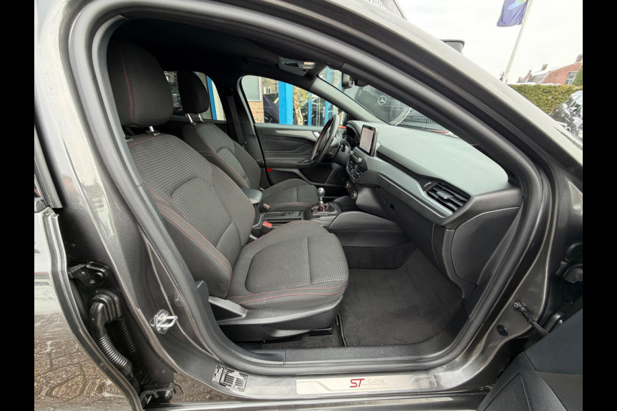 Ford FOCUS Wagon 1.0 EcoBoost Hybrid ST Line 2022 NAVI NAP!