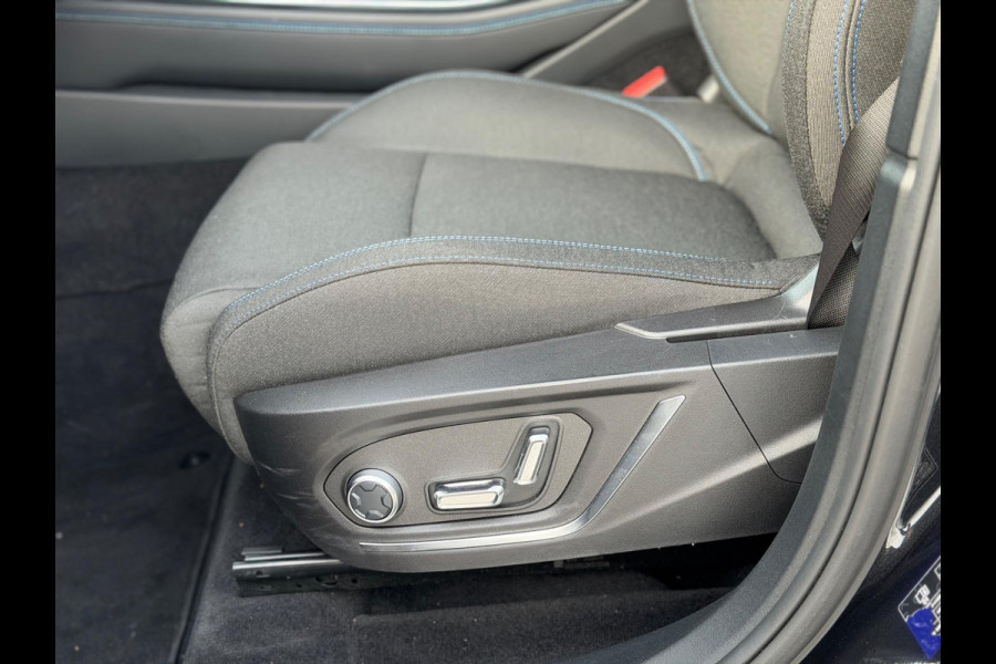 Lynk & Co 01 1.5 Zwart AUT NAVI CAMERA LM NAP 1e Eig!