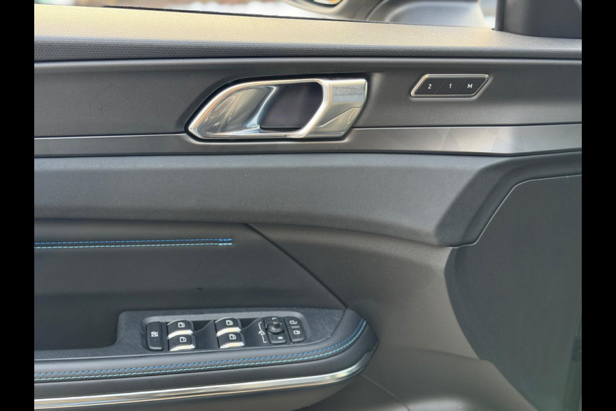 Lynk & Co 01 1.5 Zwart AUT NAVI CAMERA LM NAP 1e Eig!