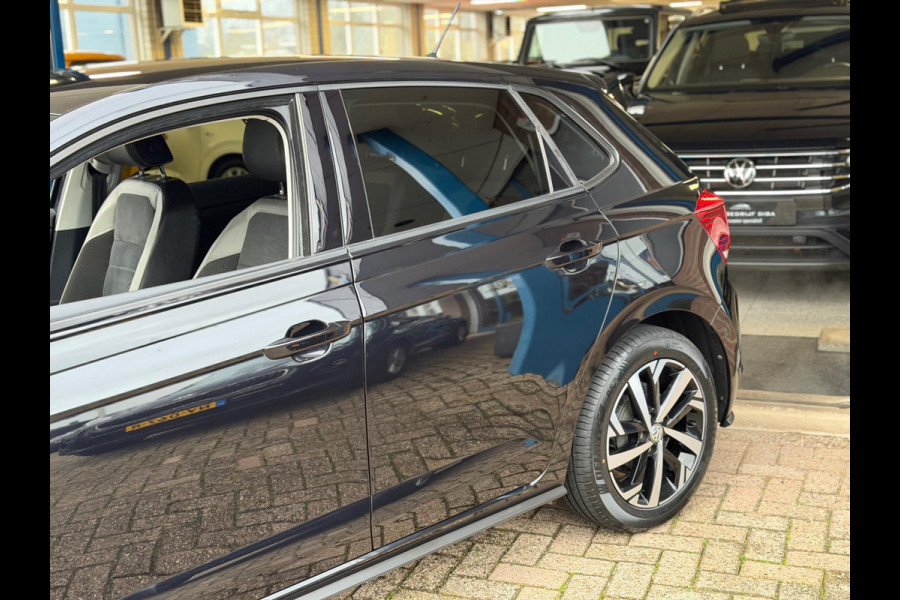 Volkswagen Polo 1.0 TSI Highline Business R 2018 NAVI NAP!