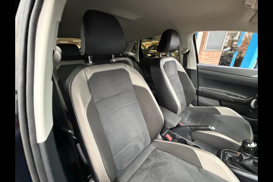 Volkswagen Polo 1.0 TSI Highline Business R 2018 NAVI NAP!