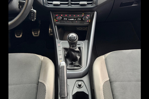 Volkswagen Polo 1.0 TSI Highline Business R 2018 NAVI NAP!