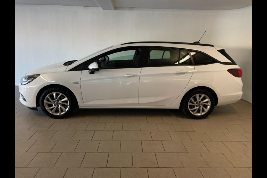 Opel Astra Sports Tourer 1.2 Edition 110PK AIRCO CRUISE NAVI BLUETOOTH PDC CAMERA SPORTVELGEN TREKHAAK LAGE KM ZEER NETTE AUTO