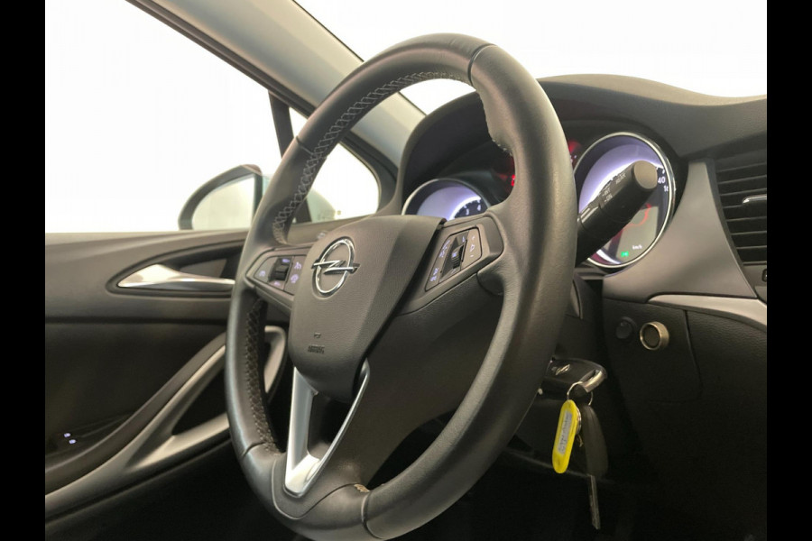 Opel Astra Sports Tourer 1.2 Edition 110PK AIRCO CRUISE NAVI BLUETOOTH PDC CAMERA SPORTVELGEN TREKHAAK LAGE KM ZEER NETTE AUTO