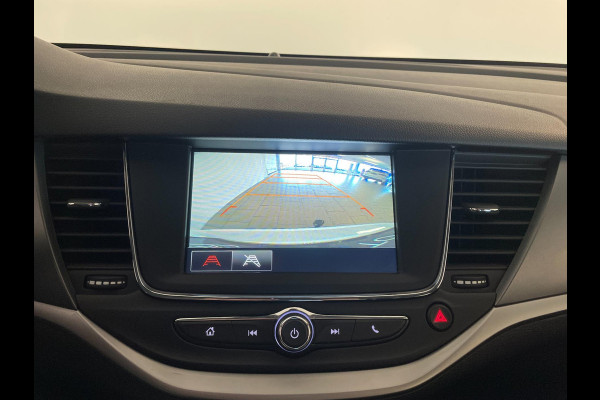 Opel Astra Sports Tourer 1.2 Edition 110PK AIRCO CRUISE NAVI BLUETOOTH PDC CAMERA SPORTVELGEN TREKHAAK LAGE KM ZEER NETTE AUTO