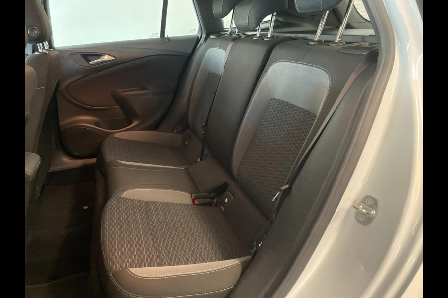 Opel Astra Sports Tourer 1.2 Edition 110PK AIRCO CRUISE NAVI BLUETOOTH PDC CAMERA SPORTVELGEN TREKHAAK LAGE KM ZEER NETTE AUTO