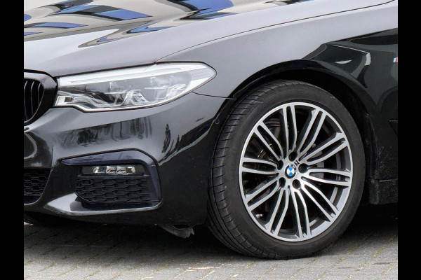 BMW 5 Serie 520i Automaat M sport pakket, vol leder, schuifdak, 1 e eigenaar, dealer onderhouden, NL auto met nap