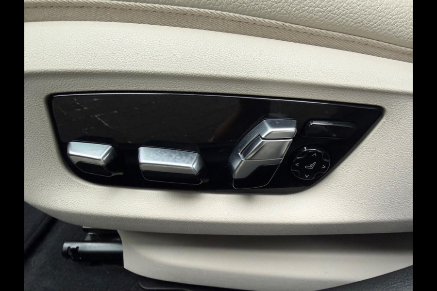 BMW 5 Serie 520i Automaat M sport pakket, vol leder, schuifdak, 1 e eigenaar, dealer onderhouden, NL auto met nap