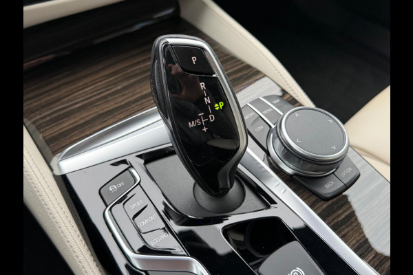 BMW 5 Serie 520i Automaat M sport pakket, vol leder, schuifdak, 1 e eigenaar, dealer onderhouden, NL auto met nap