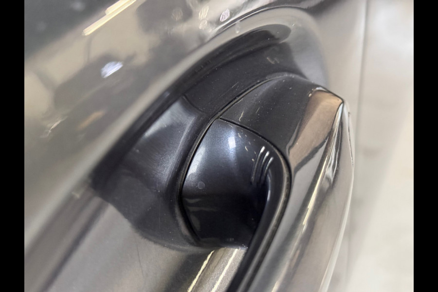 BMW 3-serie 330e Business Edition Plus | Individual | Opendak | Laser | Keyless | Camera | Carplay