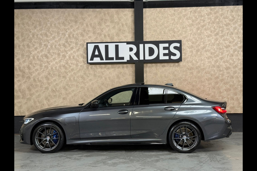 BMW 3-serie 330e Business Edition Plus | Individual | Opendak | Laser | Keyless | Camera | Carplay