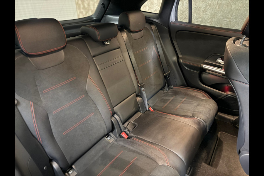 Mercedes-Benz GLA 250 e Business Solution AMG Limited | Pano | Sfeerverlichting | ACC | Stoelverwarming