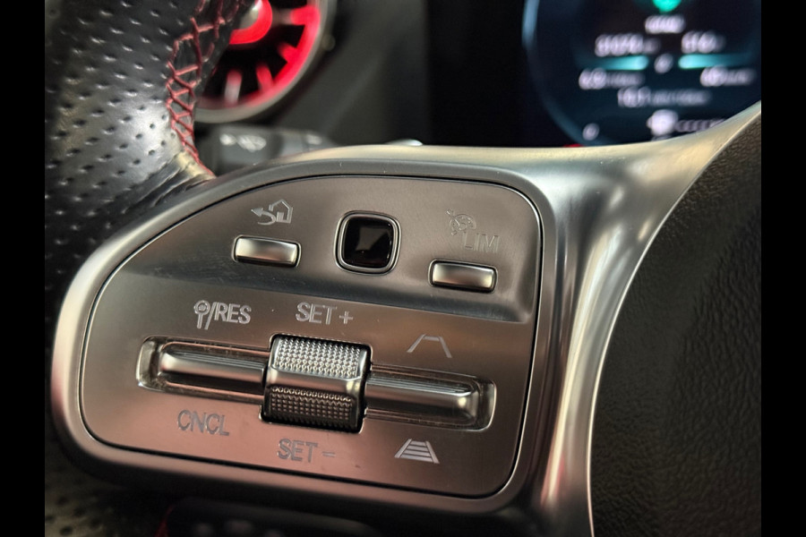Mercedes-Benz GLA 250 e Business Solution AMG Limited | Pano | Sfeerverlichting | ACC | Stoelverwarming