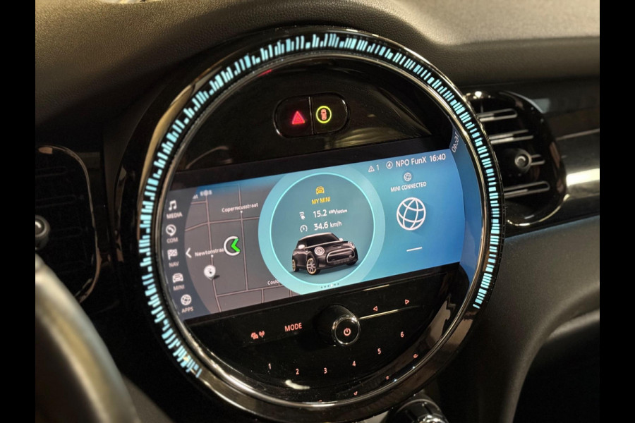 MINI Mini Electric Camden Plus Edition 33 kWh | Pano | Keyless | Camera | Sfeerverlichting