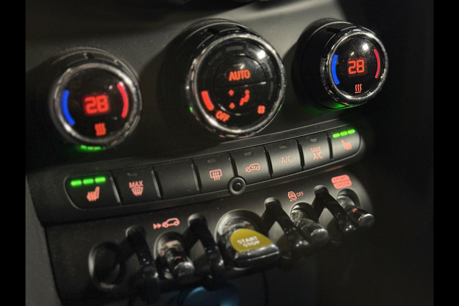 MINI Mini Electric Camden Plus Edition 33 kWh | Pano | Keyless | Camera | Sfeerverlichting