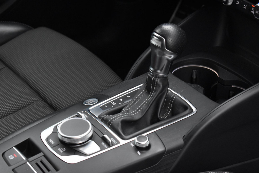 Audi A3 Sportback 40 e-tron Advance Sport S-line Lane ACC Trekhaak
