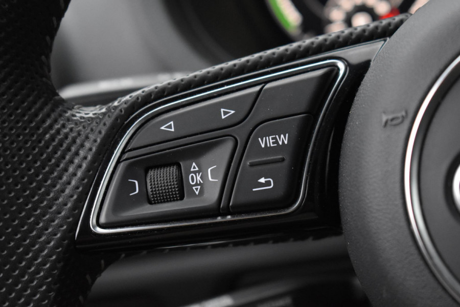 Audi A3 Sportback 40 e-tron Advance Sport S-line Lane ACC Trekhaak