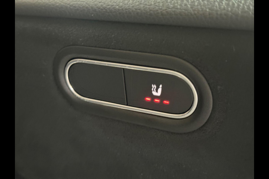 Mercedes-Benz A-Klasse 250 e Business Solution AMG Limited | Pano | Keyless | Sfeerverlichting | DAB