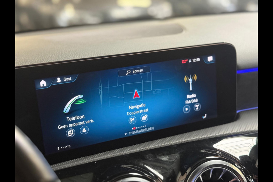 Mercedes-Benz A-Klasse 250 e Business Solution AMG Limited | Pano | Keyless | Sfeerverlichting | DAB