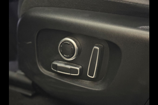 Land Rover Range Rover Evoque 2.0 P250 AWD R-Dynamic S | Pano | 20 inch | Keyless | Leer | 360 camera | Stoelverwarming | Carplay