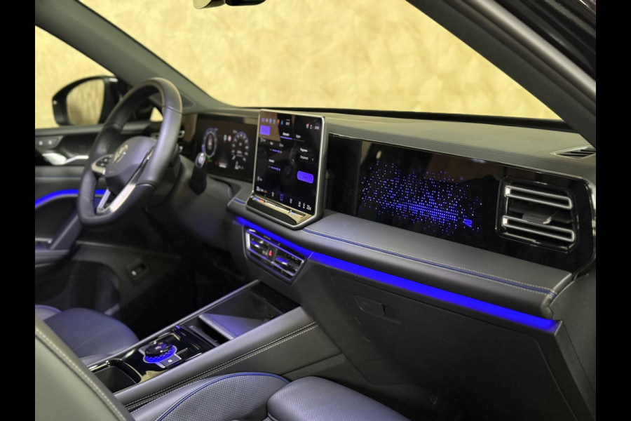 Volkswagen Tiguan 1.5 eTSI R-Line Edition |Pano |Keyless | 360 Camera | Massage | Sfeerverlichting