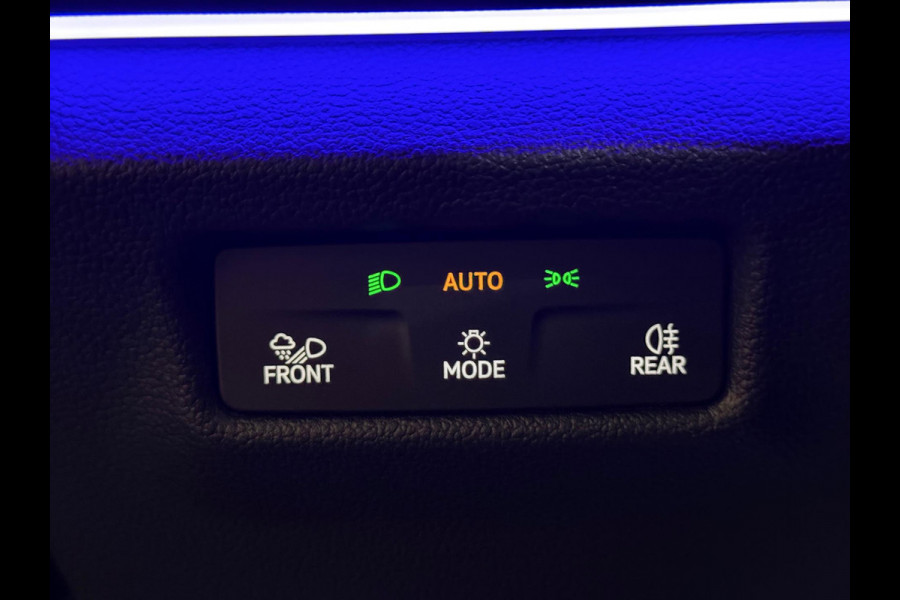 Volkswagen Tiguan 1.5 eTSI R-Line Edition |Pano |Keyless | 360 Camera | Massage | Sfeerverlichting