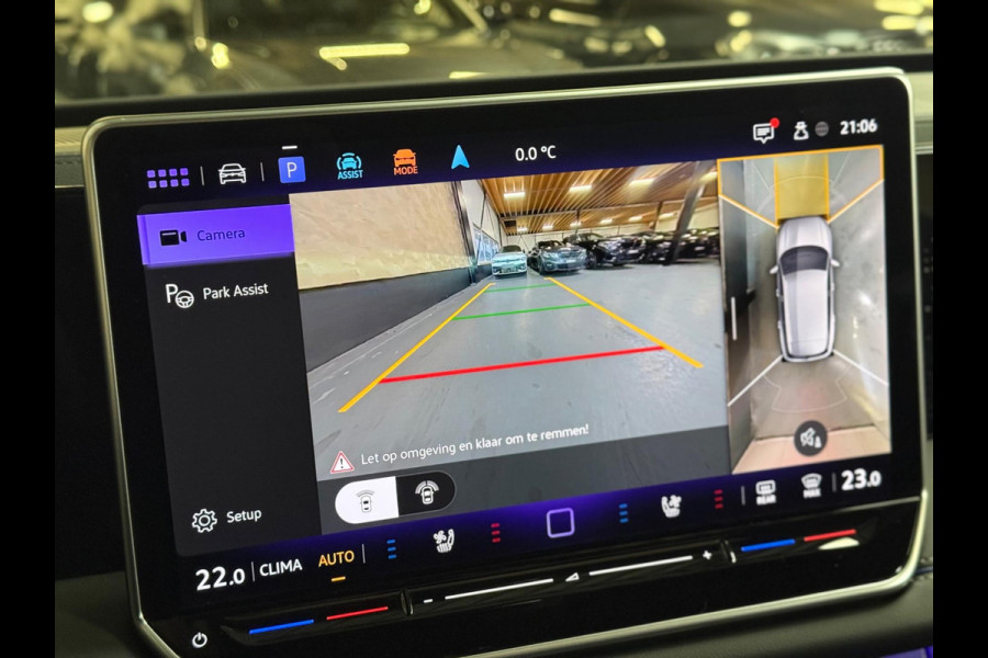 Volkswagen Tiguan 1.5 eTSI R-Line Edition |Pano |Keyless | 360 Camera | Massage | Sfeerverlichting