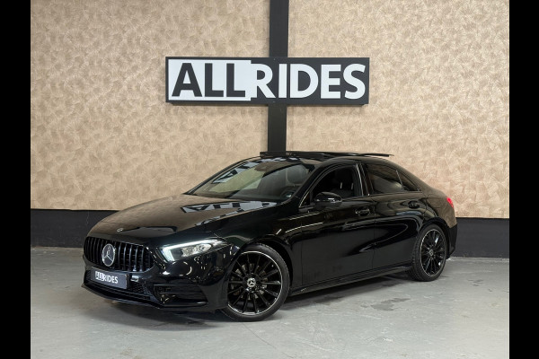 Mercedes-Benz A-Klasse 200 Business Solution AMG | Pano | 19 inch | Camera | Sfeerverlichting | Burmester
