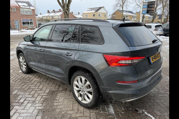 Škoda Kodiaq 1.5 TSI 4x4 Sportline Automaat | Trekhaak uitklapbaar | Grootscherm navigatiesysteem | LED verlichting | Canton HiFi | Sfeerverl