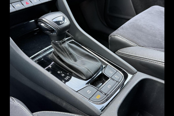 Škoda Kodiaq 1.5 TSI 4x4 Sportline Automaat | Trekhaak uitklapbaar | Grootscherm navigatiesysteem | LED verlichting | Canton HiFi | Sfeerverl