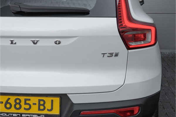 Volvo XC40 1.5 T3 R-Design Automaat Pano Camera Trekhaak
