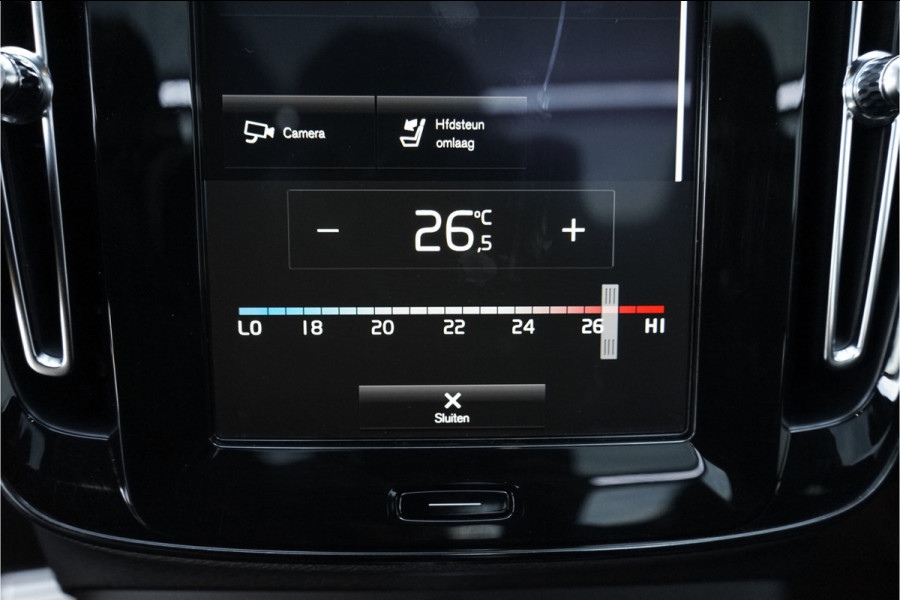 Volvo XC40 1.5 T3 R-Design Automaat Pano Camera Trekhaak