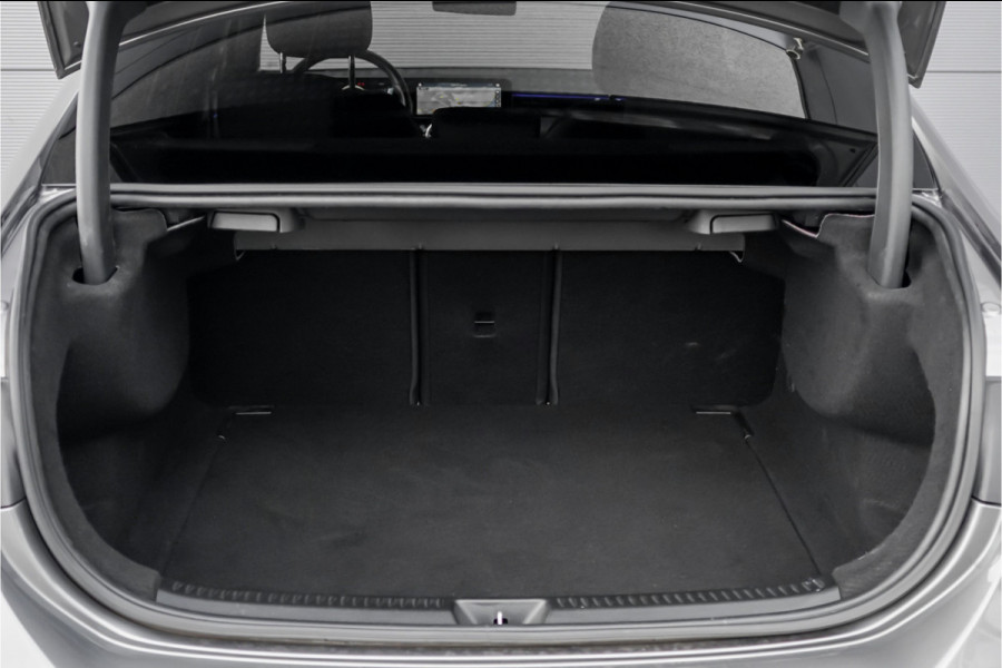 Mercedes-Benz A-Klasse AMG 35 4MATIC Limousine Night Burmester HUD Stoelverw