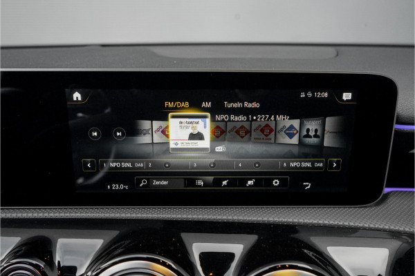 Mercedes-Benz A-Klasse AMG 35 4MATIC Limousine Night Burmester HUD Stoelverw