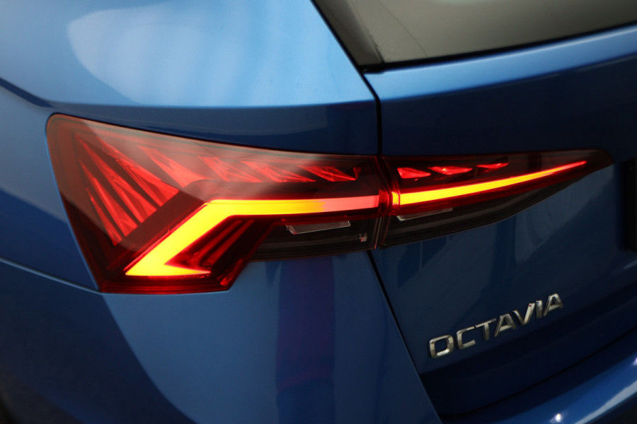 Škoda Octavia Combi 1.5 TSI First Edition